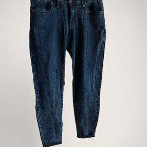 Forever‎ 21 Womens Dark Acid Wash Capri Mid Rise Denim Jeans Size 31 Stretchy